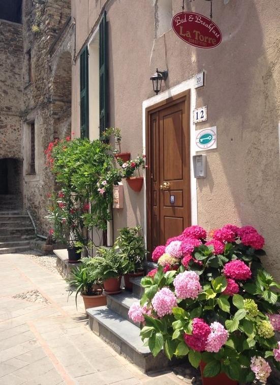 La Torre Bed and Breakfast Dolceacqua Eksteriør billede