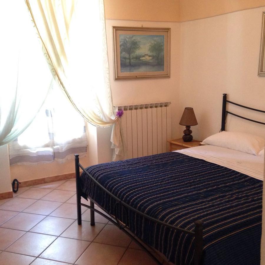 La Torre Bed and Breakfast Dolceacqua Eksteriør billede