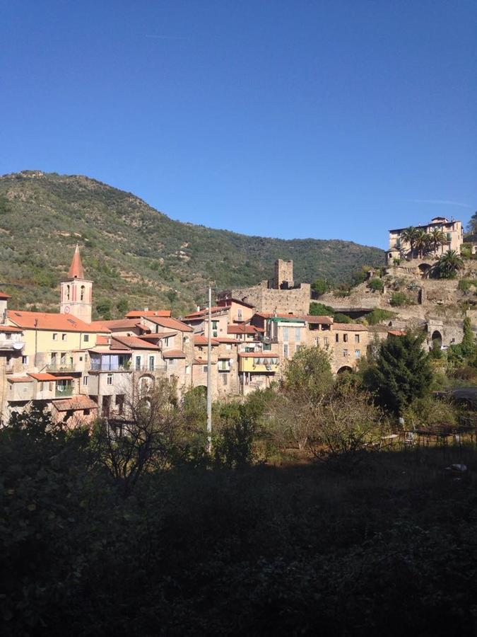 La Torre Bed and Breakfast Dolceacqua Eksteriør billede